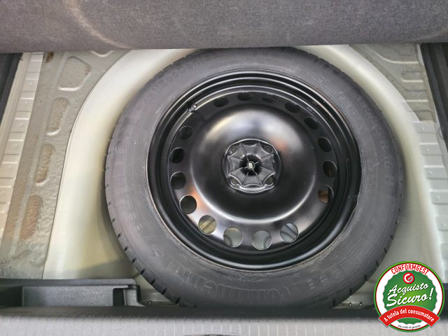 OPEL Corsa usata, con Servosterzo