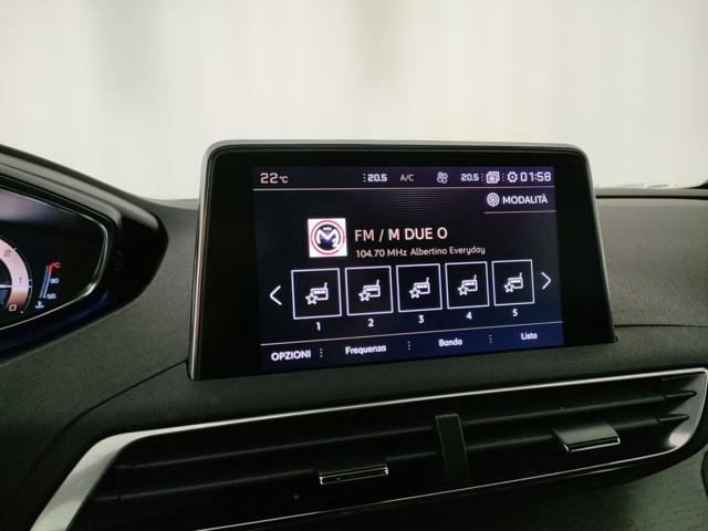 PEUGEOT 5008 usata, con Fendinebbia