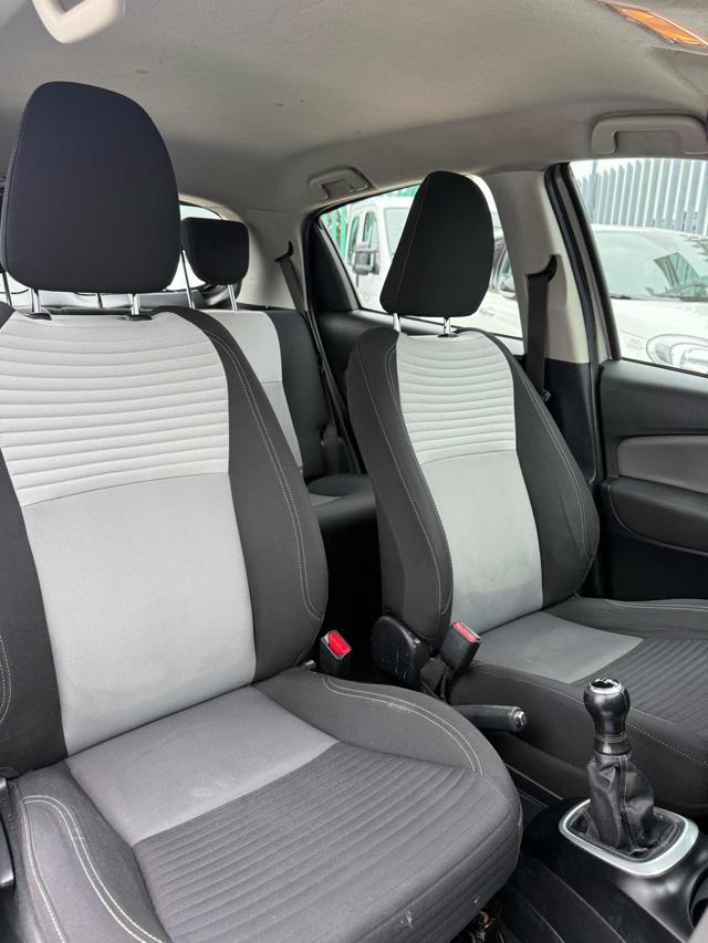 TOYOTA Yaris usata, con Sedile posteriore sdoppiato