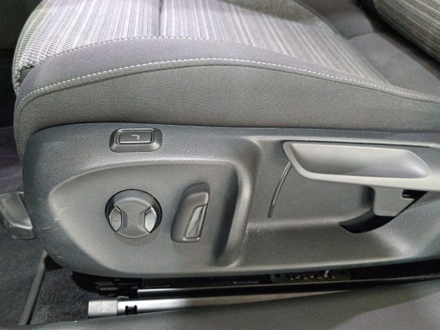 SKODA Superb usata, con Telecamera per parcheggio assistito