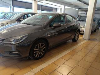 OPEL Astra usata, con Airbag