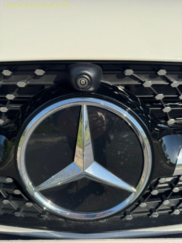 MERCEDES-BENZ GLA 200 usata, con Sensore di pioggia