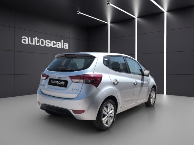 HYUNDAI iX20 usata, con Alzacristalli elettrici