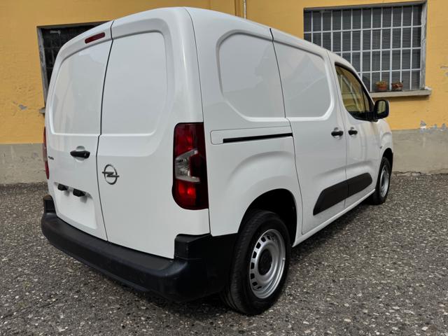 OPEL Combo usata, con Autoradio