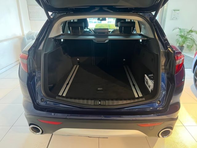ALFA ROMEO Stelvio usata, con Regolazione elettrica sedili