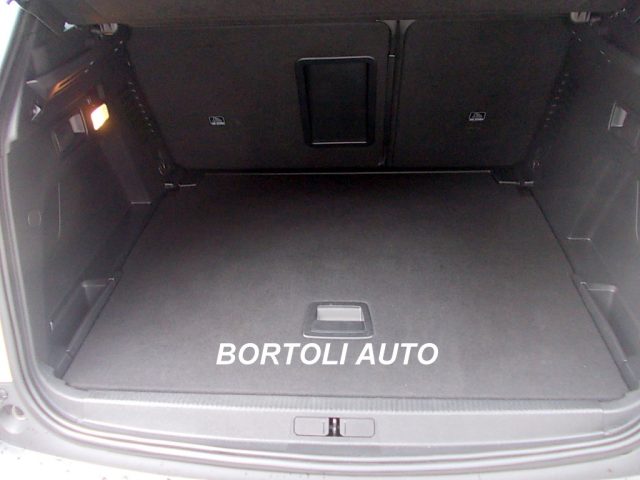 PEUGEOT 3008 usata, con Chiusura centralizzata