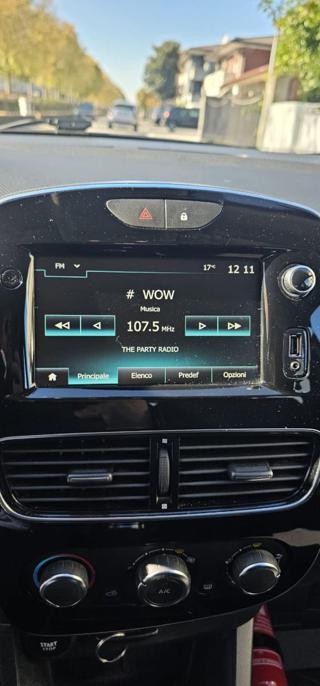 RENAULT Clio usata, con Sedile posteriore sdoppiato