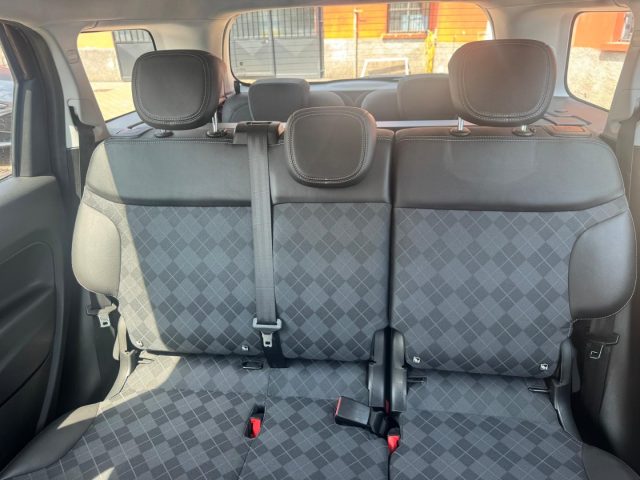 FIAT 500L usata, con USB