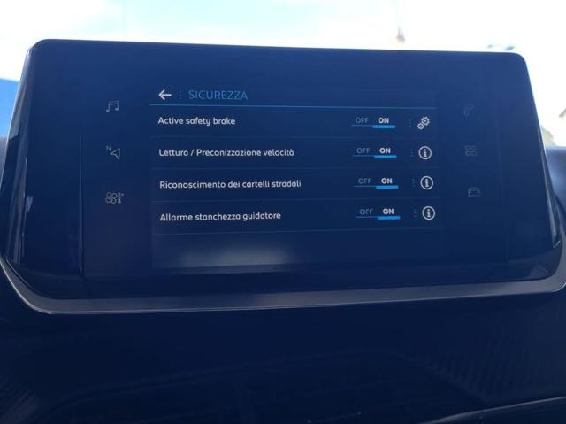 PEUGEOT 2008 usata, con ESP