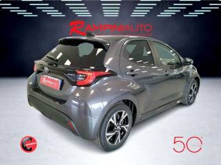 TOYOTA Yaris usata 6