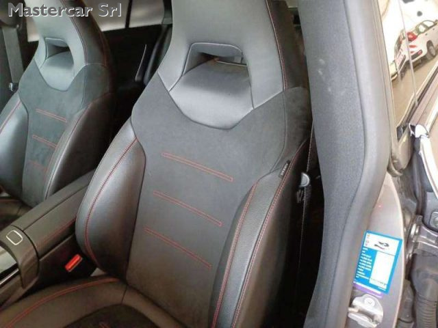 MERCEDES-BENZ CLA 180 usata, con Sistema di chiamata d