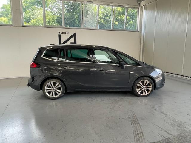 OPEL Zafira Tourer usata, con Chiusura centralizzata