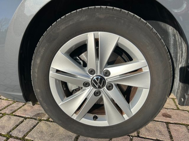 VOLKSWAGEN Golf usata, con Park Distance Control