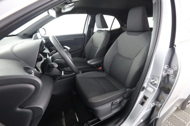TOYOTA Yaris Cross usata 2
