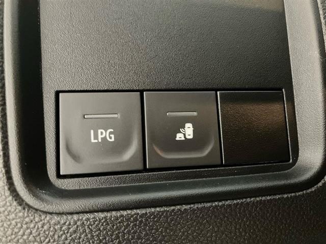 DACIA Duster usata 21
