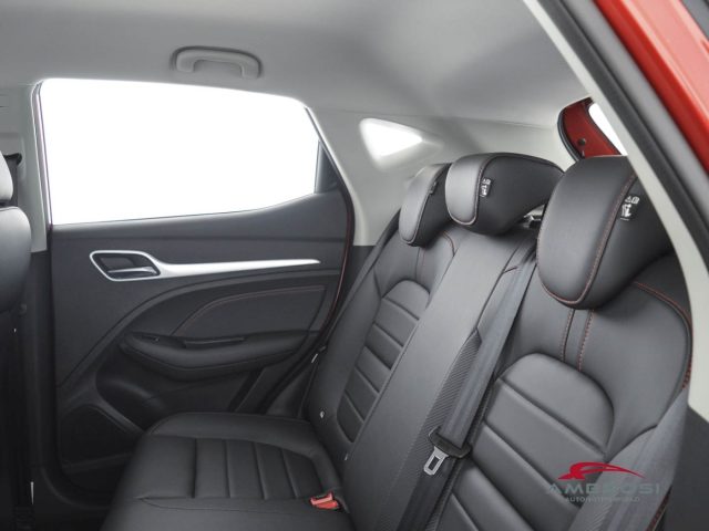MG ZS usata 9