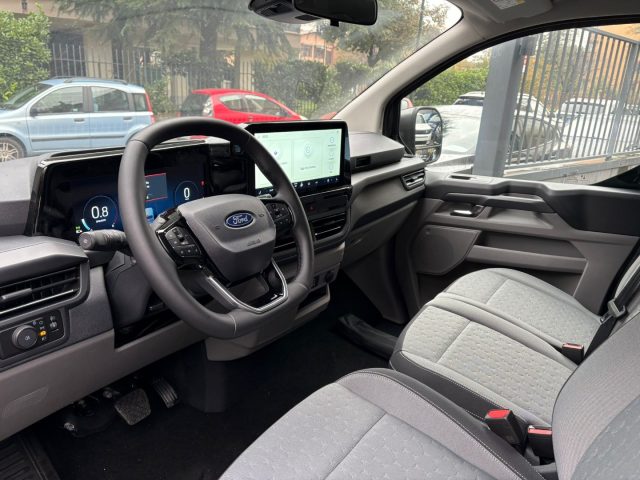 FORD Tourneo Custom usata, con Autoradio