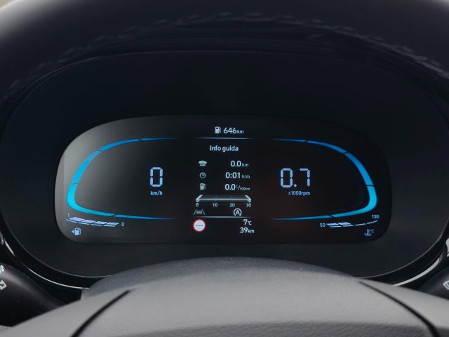 HYUNDAI i10 usata, con Autoradio digitale