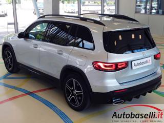 MERCEDES-BENZ GLB 180 usata, con Fari LED