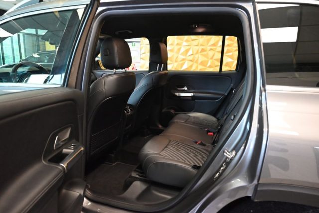 MERCEDES-BENZ GLB 180 usata 11