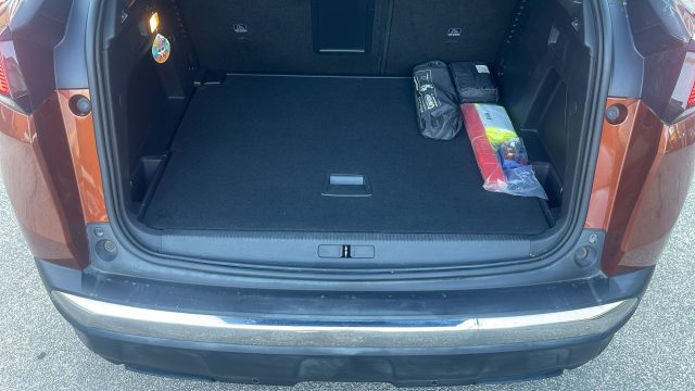 PEUGEOT 3008 usata, con Sensore di pioggia