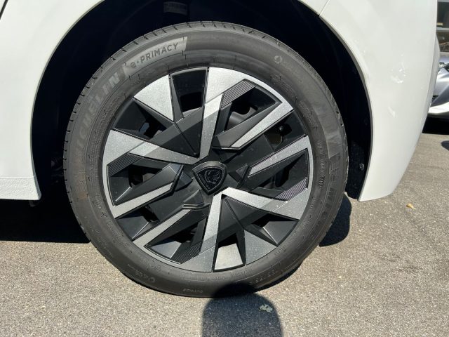 PEUGEOT 208 usata, con Touch screen