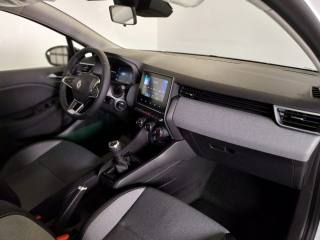 RENAULT Clio usata, con Fari LED