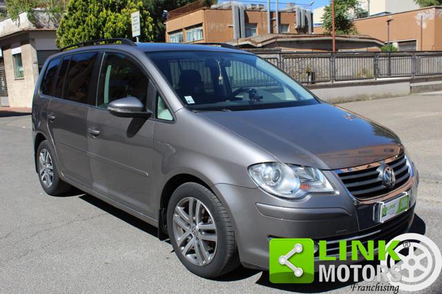 VOLKSWAGEN Touran usata, con Airbag laterali