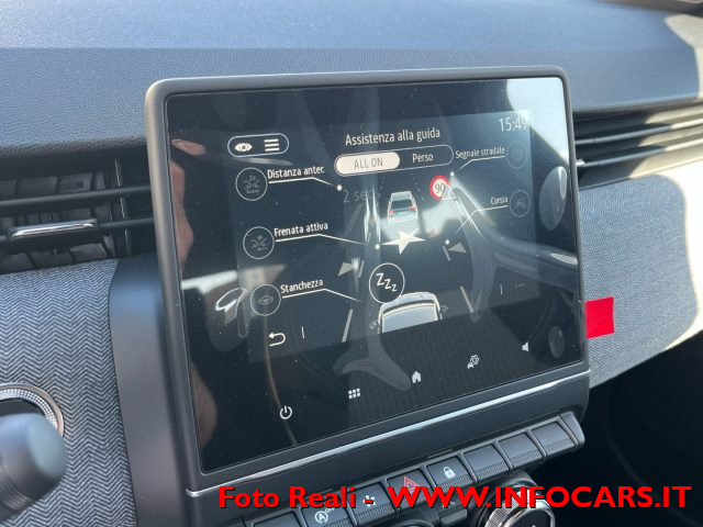 RENAULT Clio usata, con Volante in pelle