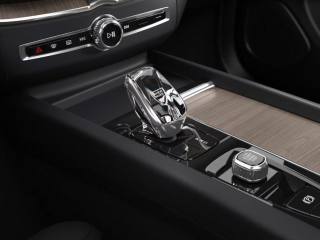 VOLVO XC60 usata, con Controllo automatico clima