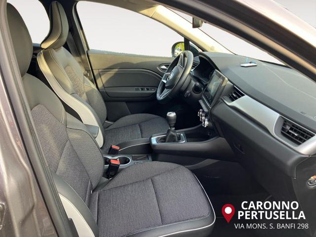 RENAULT Captur usata, con Volante in pelle