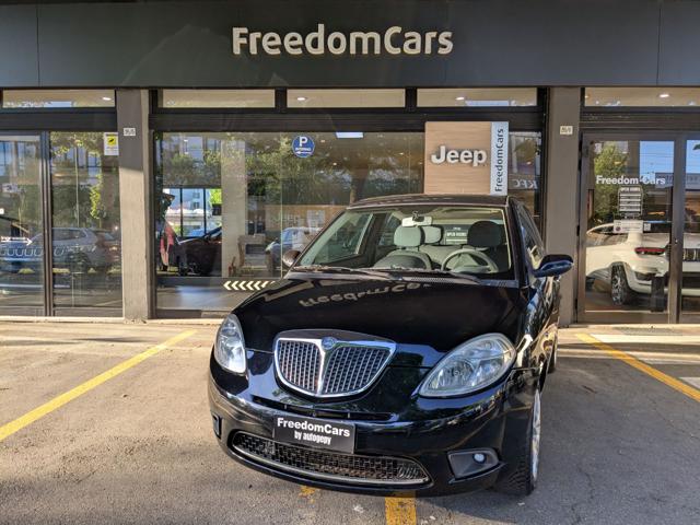 LANCIA Ypsilon usata, con Airbag
