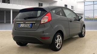 FORD Fiesta usata, con ESP