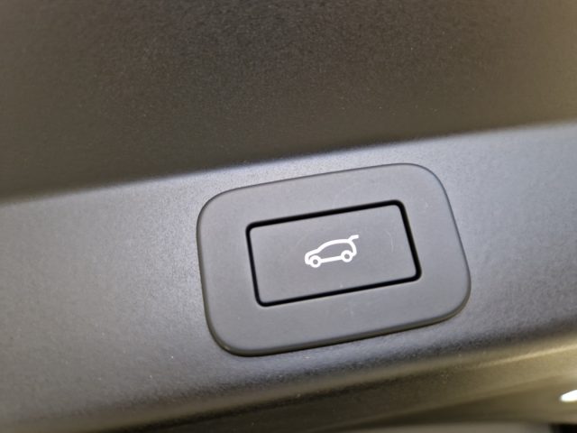 LAND ROVER Range Rover Sport usata, con Park Distance Control