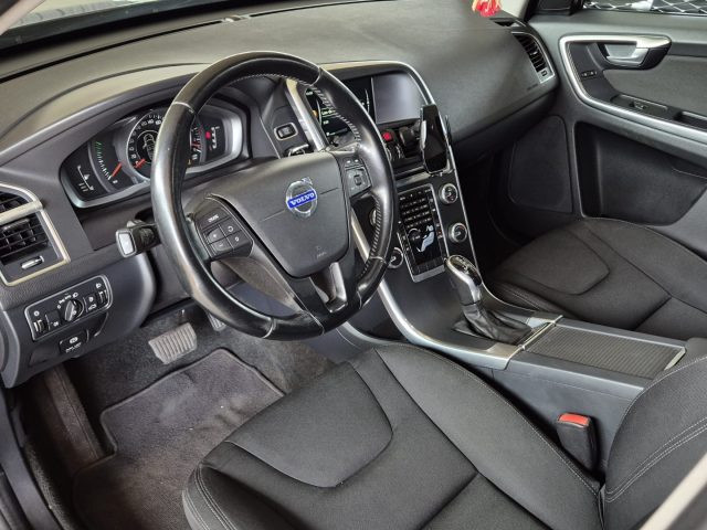 VOLVO XC60 usata, con Sedile posteriore sdoppiato
