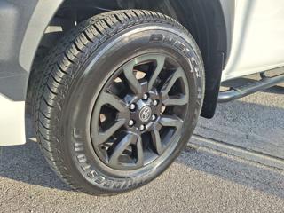 TOYOTA Hilux usata 24