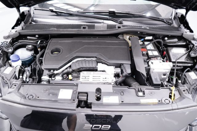 PEUGEOT 208 usata, con Autoradio