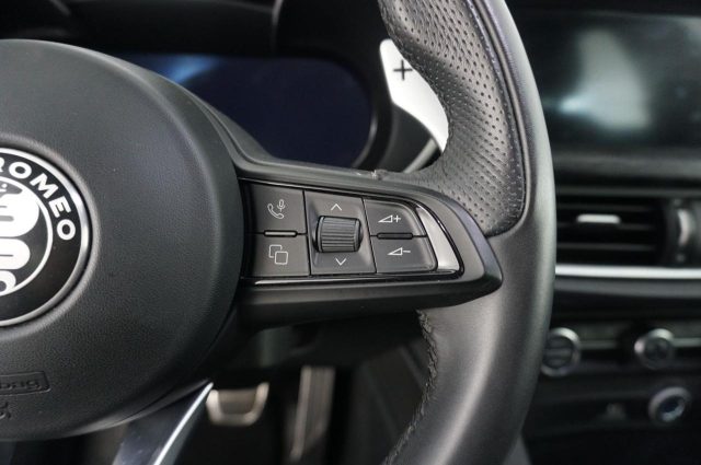 ALFA ROMEO Stelvio usata, con Leve al volante