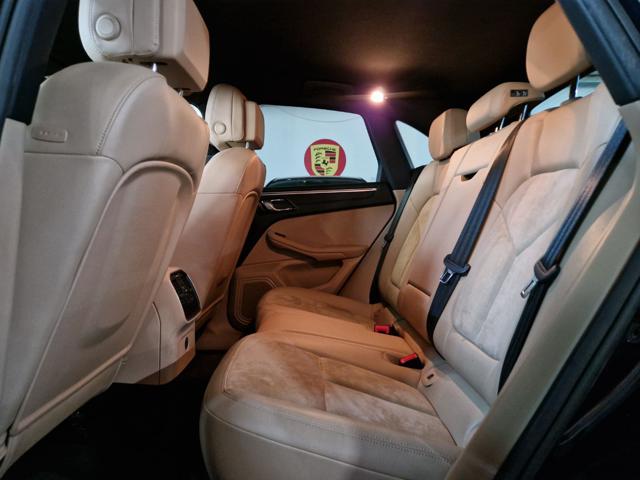 PORSCHE Macan usata, con Boardcomputer