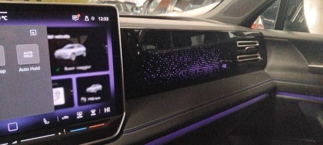 VOLKSWAGEN Tiguan usata, con Riconoscimento dei segnali stradali