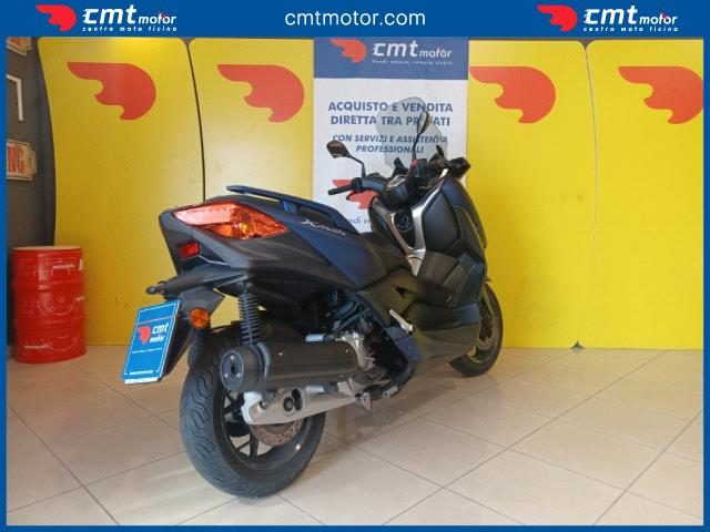 YAMAHA X-Max 125 usata 3