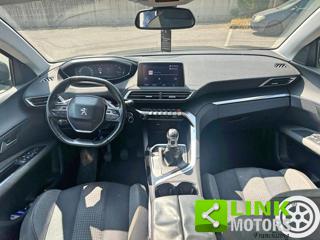 PEUGEOT 3008 usata, con Airbag