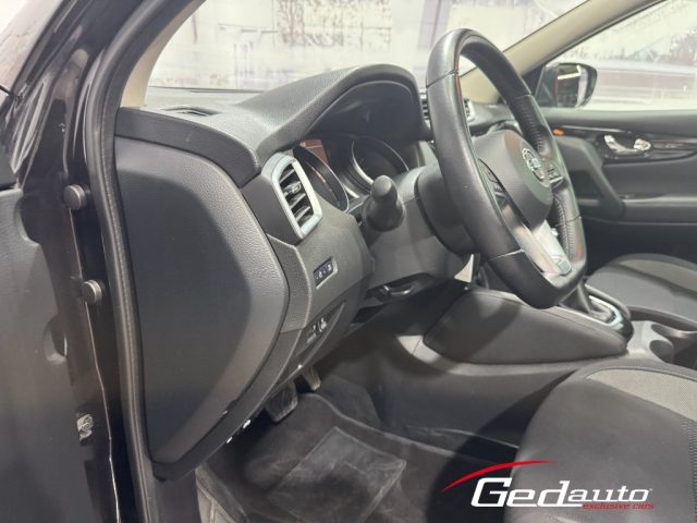 NISSAN Qashqai usata, con Climatizzatore