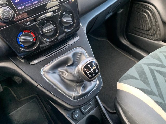 LANCIA Ypsilon usata 17