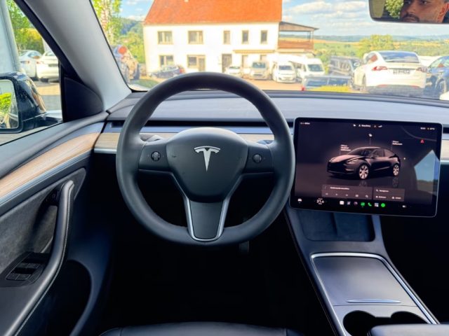 TESLA Model Y usata, con Cruise Control
