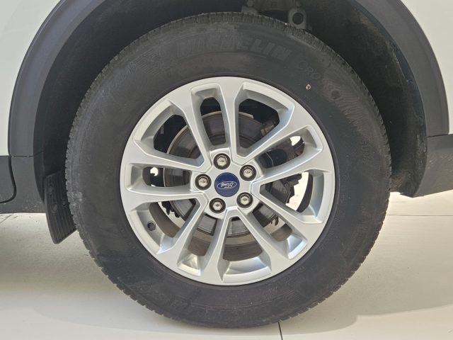 FORD Kuga usata, con Bracciolo