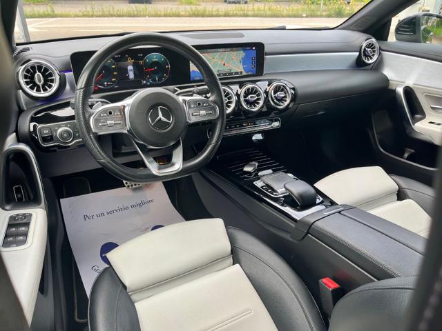 MERCEDES-BENZ CLA 200 usata, con Chiusura centralizzata