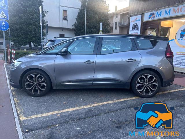 RENAULT Grand Scenic usata, con Airbag laterali