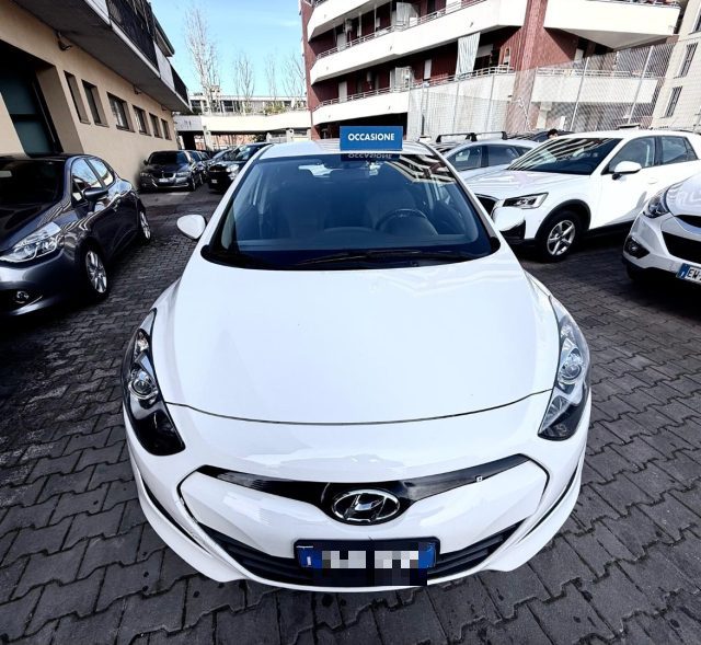 HYUNDAI i30 usata, con Airbag
