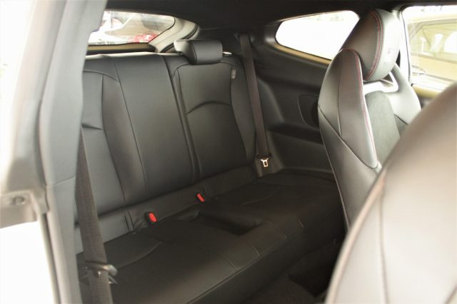 TOYOTA Yaris usata, con Cruise Control